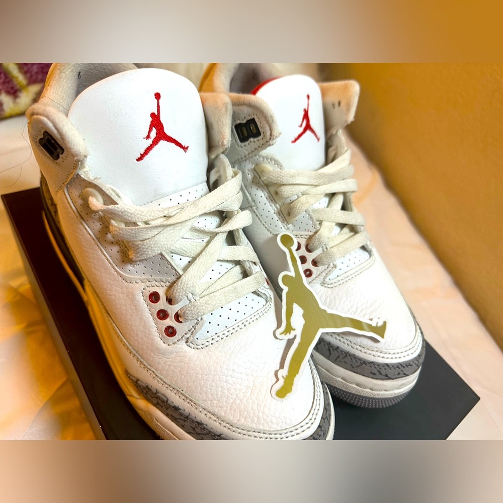 JORDAN RETRO 3s